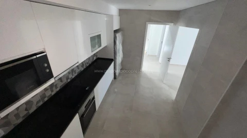 Apartamento T4 para Venda em Tavira (Santa Maria e Santiago)