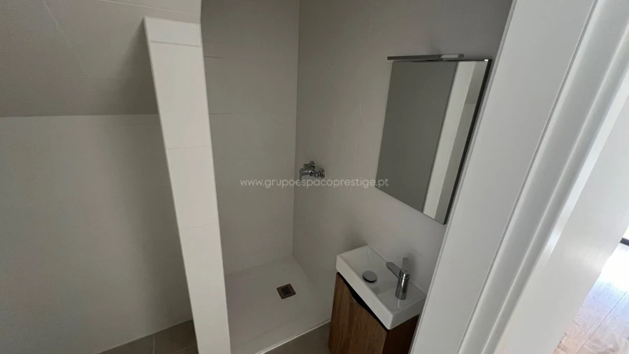 Apartamento T4 para Venda em Tavira (Santa Maria e Santiago) Foto 17