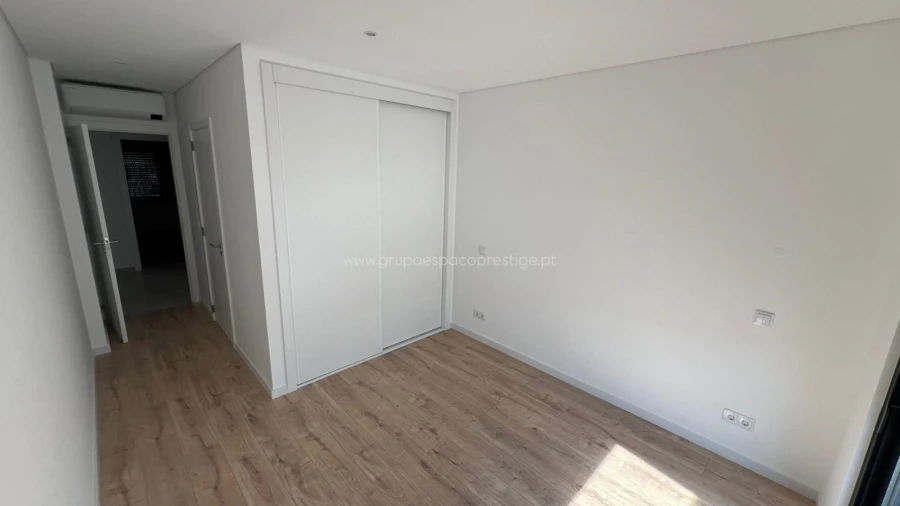 Apartamento T4 para Venda em Tavira (Santa Maria e Santiago) Foto 19