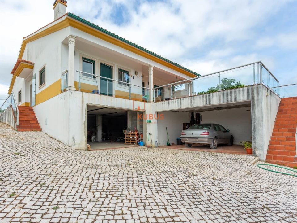 Moradia T3 para Venda em Brogueira, Parceiros de Igreja e Alcorochel Foto 31