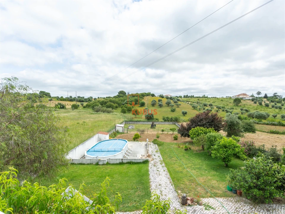 Moradia T3 para Venda em Brogueira, Parceiros de Igreja e Alcorochel Foto 1