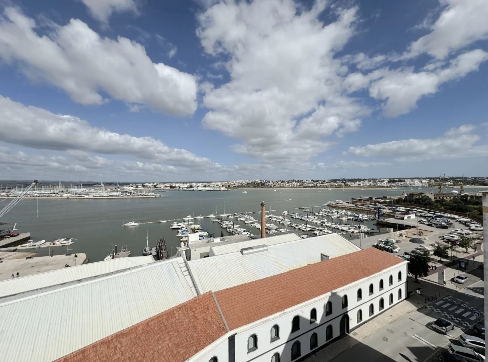 Apartamento T2 para Venda em Portimão Foto 10