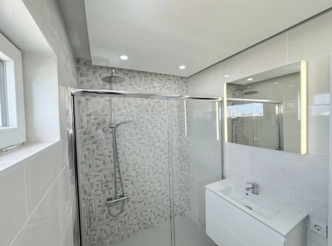 Apartamento T2 para Venda em Portimão Foto 14