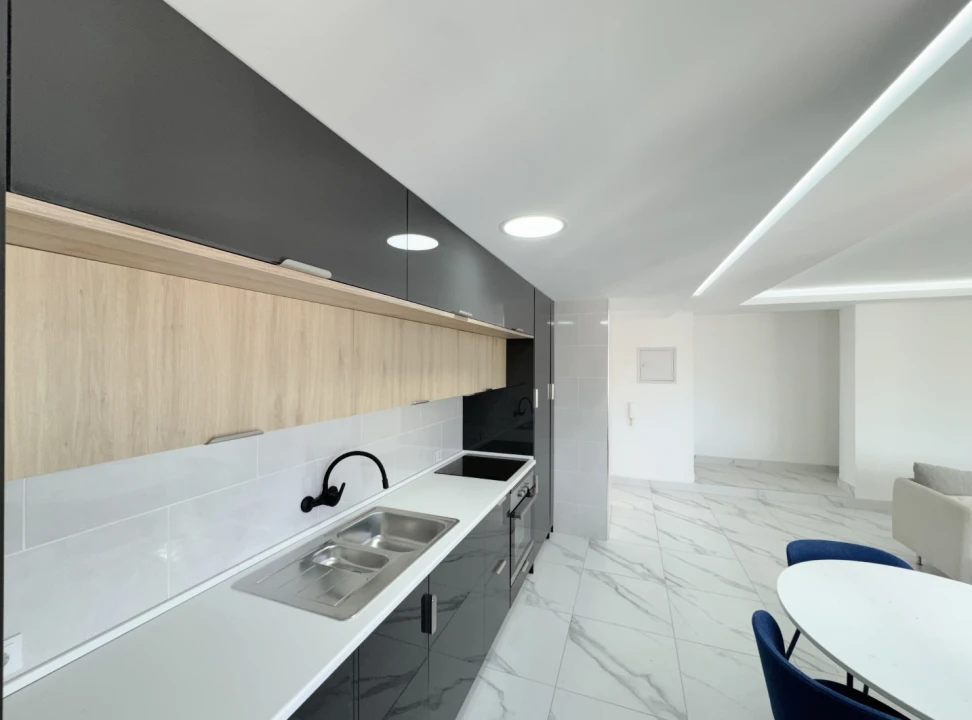 Apartamento T2 para Venda em Portimão Foto 5