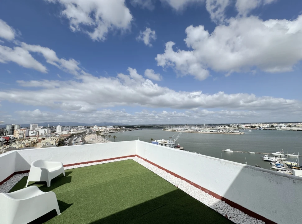 Apartamento T2 para Venda em Portimão Foto 2