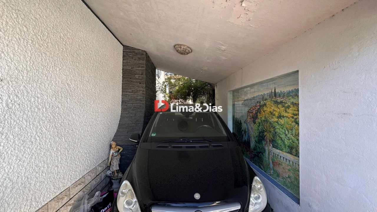 Moradia T6 para Venda em Gondomar (São Cosme), Valbom e Jovim Foto 27