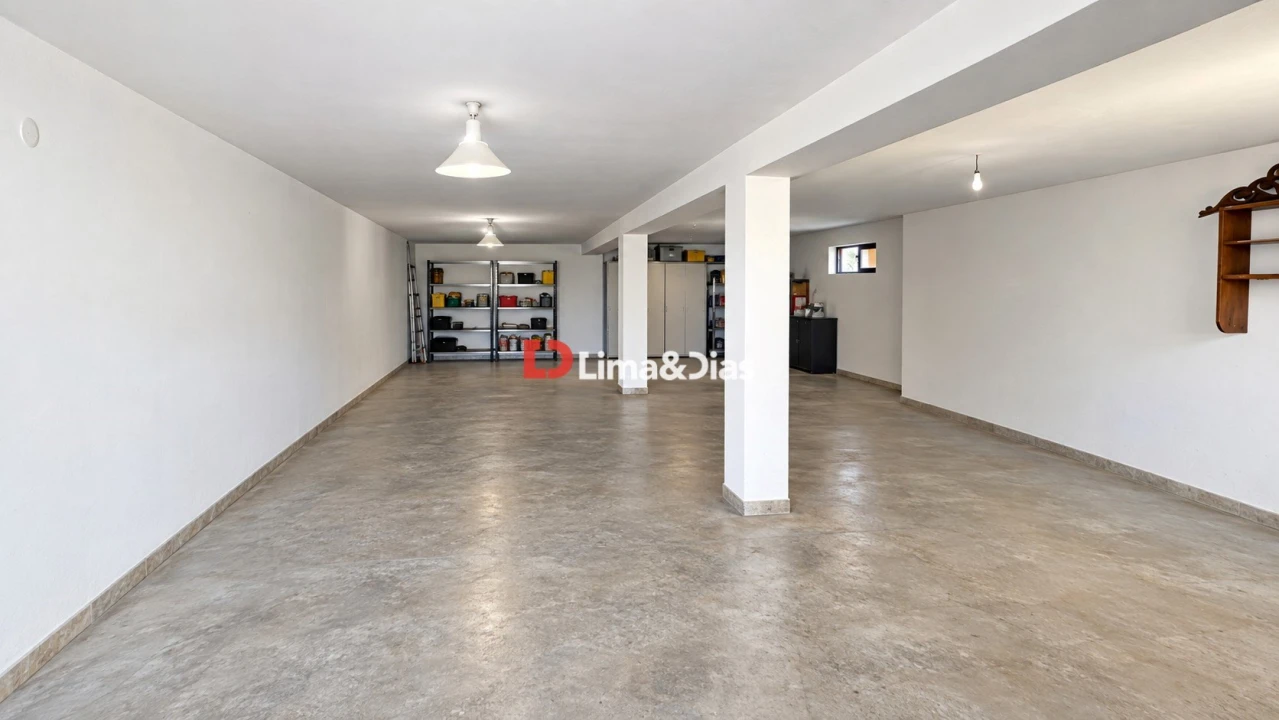 Moradia T6 para Venda em Gondomar (São Cosme), Valbom e Jovim Foto 2