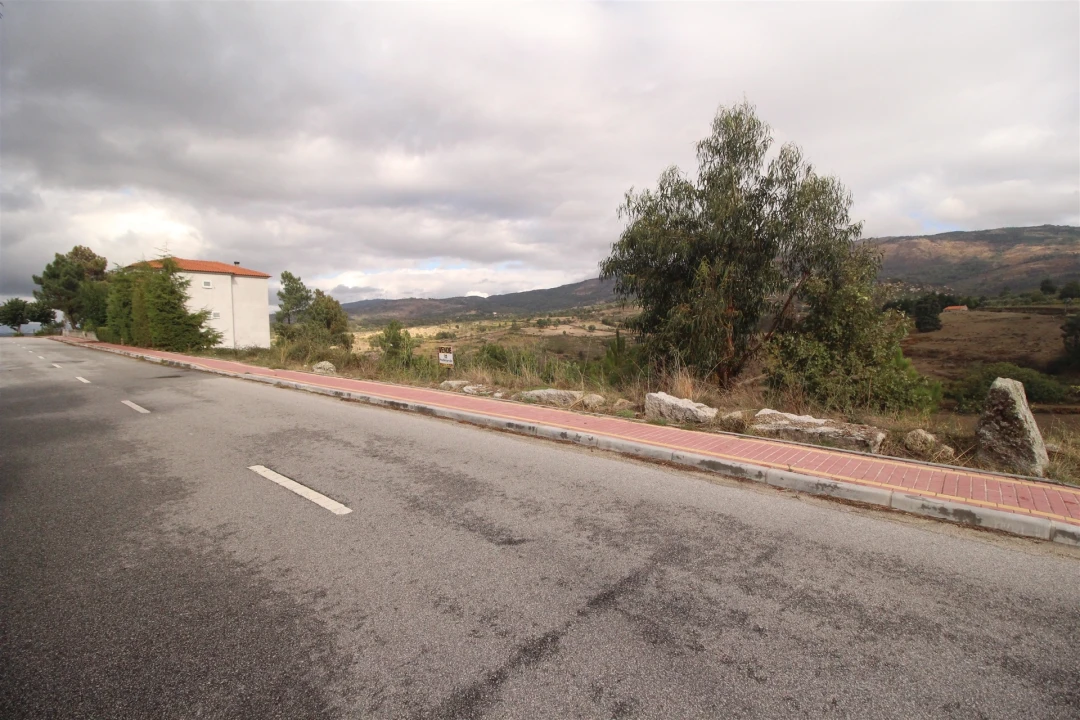 Terreno para Venda em Figueiró da Serra e Freixo da Serra Foto 10
