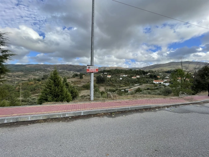 Terreno para Venda em Figueiró da Serra e Freixo da Serra Foto 3