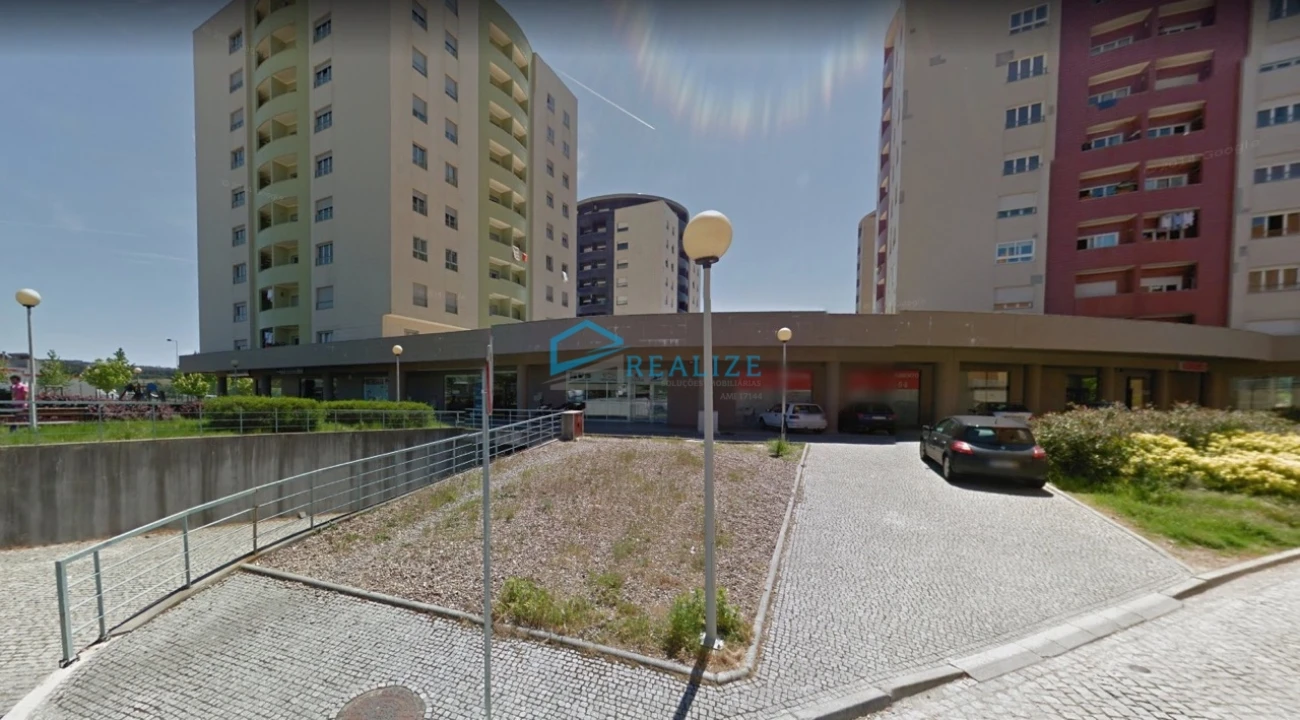 Armazém para Venda em Nossa Senhora da Conceição, São Pedro e São Dinis Foto 2