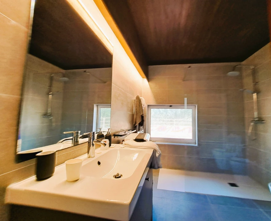 Quinta T9 para Venda em Parada do Bouro Foto 83