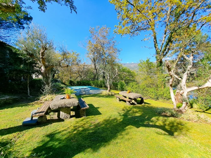 Quinta T9 para Venda em Parada do Bouro Foto 9