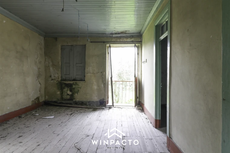 Moradia T3 para Venda em Lapa do Lobo Foto 20