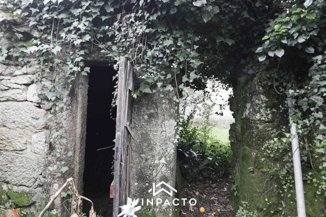 Moradia T3 para Venda em Lapa do Lobo Foto 12