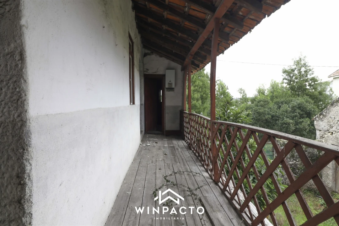 Moradia T3 para Venda em Lapa do Lobo Foto 14