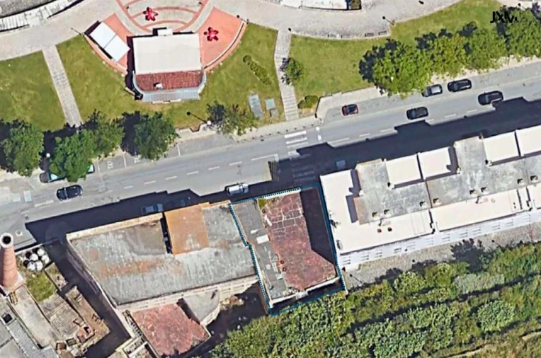 Prédio para Venda em Sacavém e Prior Velho Foto 3