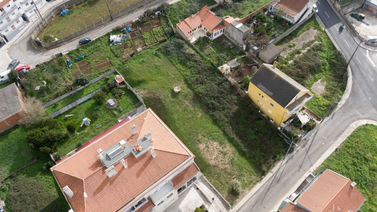 Terreno para Venda em Casal de Cambra Foto 6