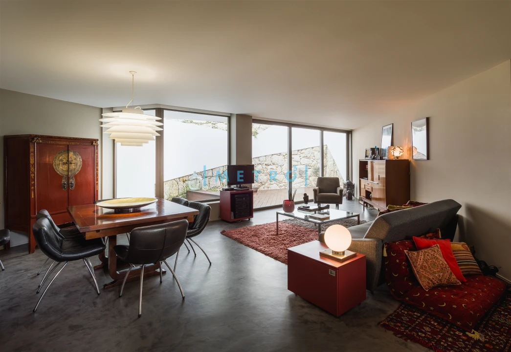 Moradia T5 para Venda em Cedofeita, Santo Ildefonso, Sé, Miragaia, São Nicolau e Vitória Foto 3