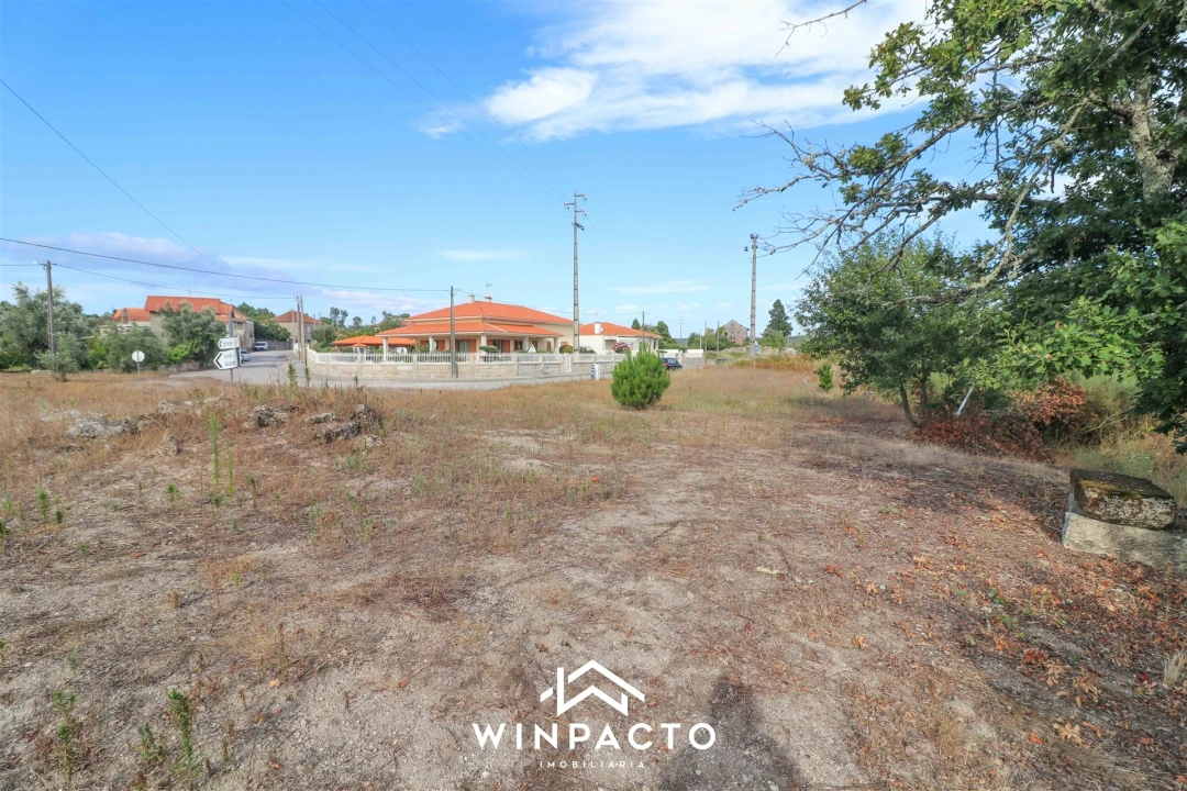 Terreno para Venda em Senhorim Foto 7