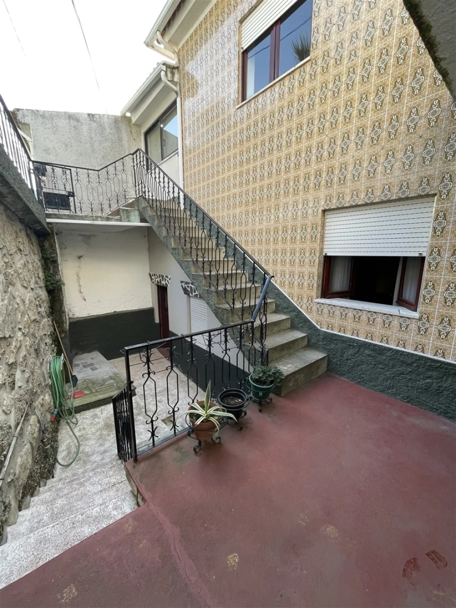 Moradia T5 para Venda em Aldeias e Mangualde da Serra Foto 36