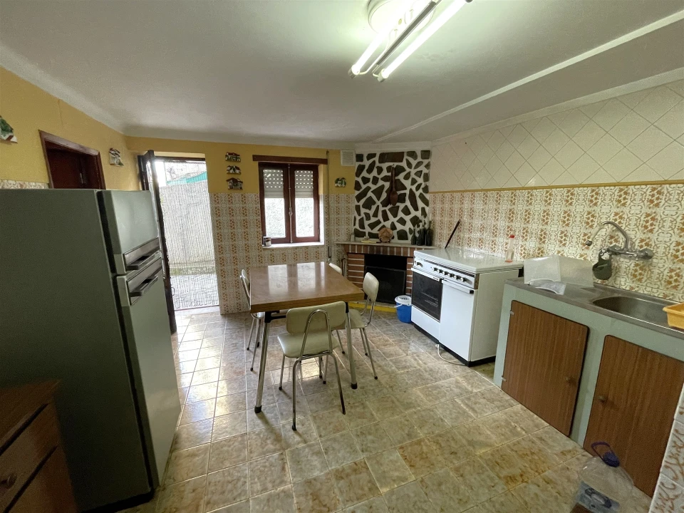 Moradia T5 para Venda em Aldeias e Mangualde da Serra Foto 13