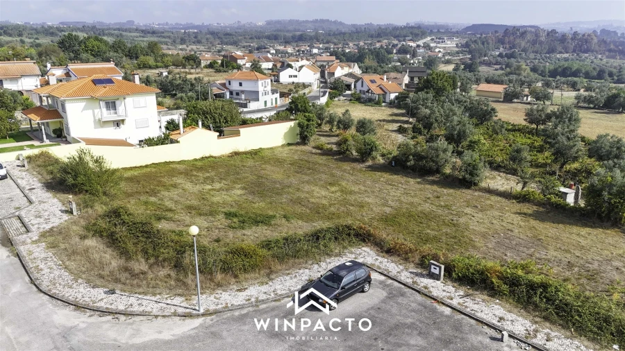 Terreno para Venda em Espinho Foto 9