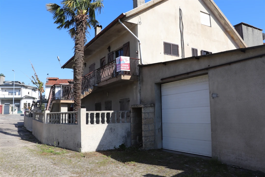 Moradia T6 para Venda em Freamunde Foto 3