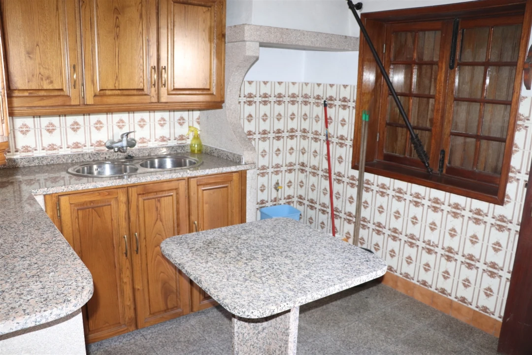 Moradia T6 para Venda em Freamunde Foto 6