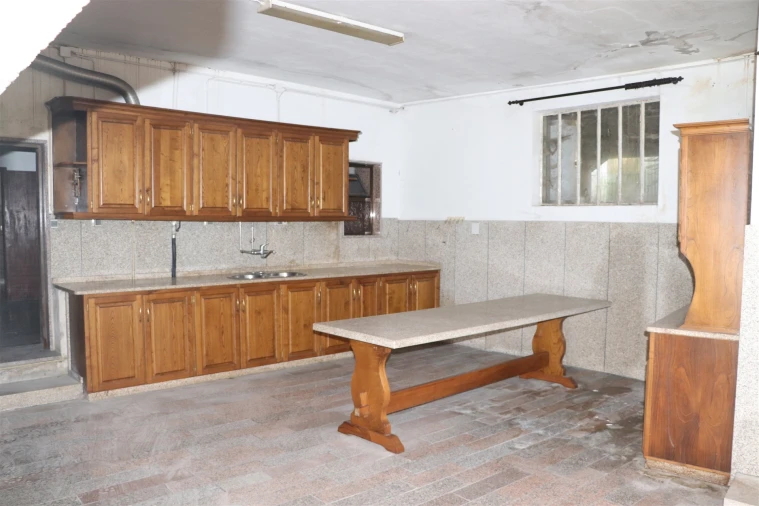 Moradia T6 para Venda em Freamunde Foto 24