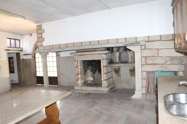 Moradia T6 para Venda em Freamunde Foto 12