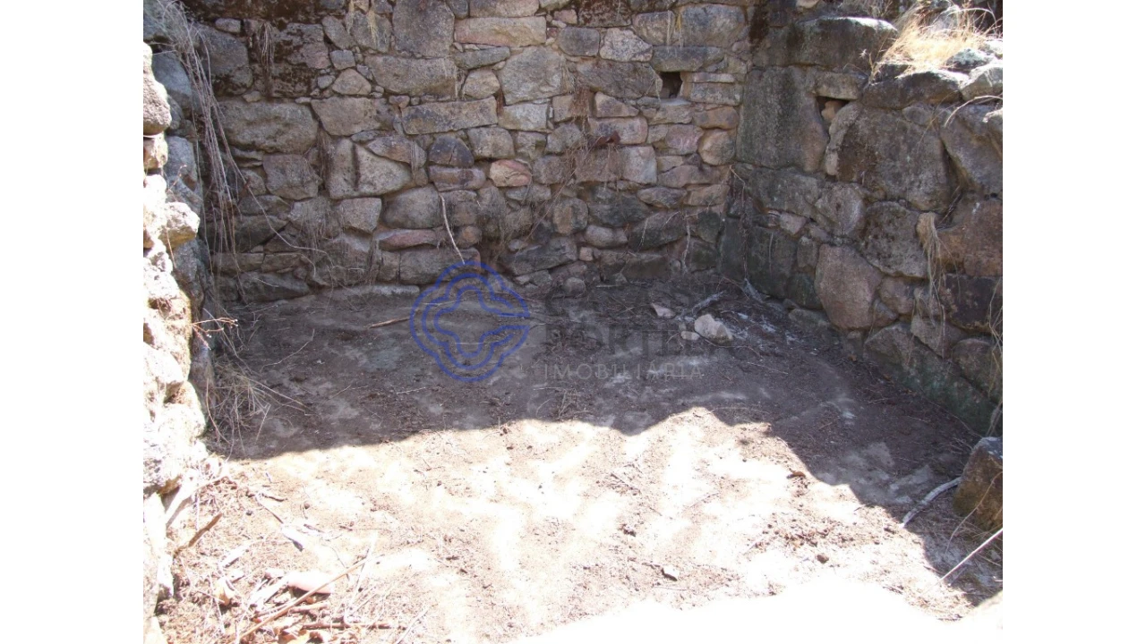 Moradia T5 para Venda em Oledo Foto 93