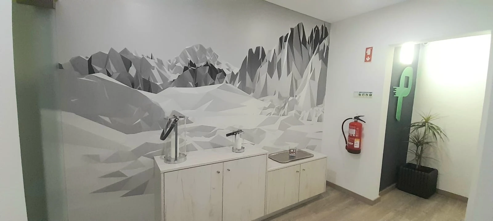 Escritório para Arrendamento em Tortosendo Foto 11