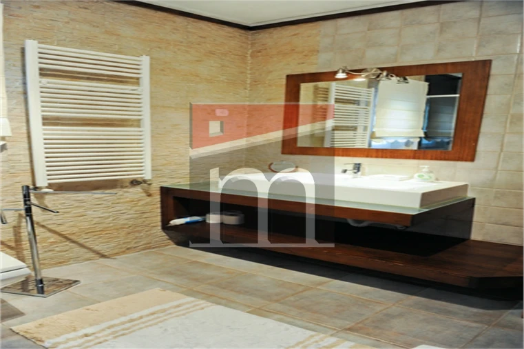 Moradia T3 para Venda em Santa Marinha e São Martinho Foto 26