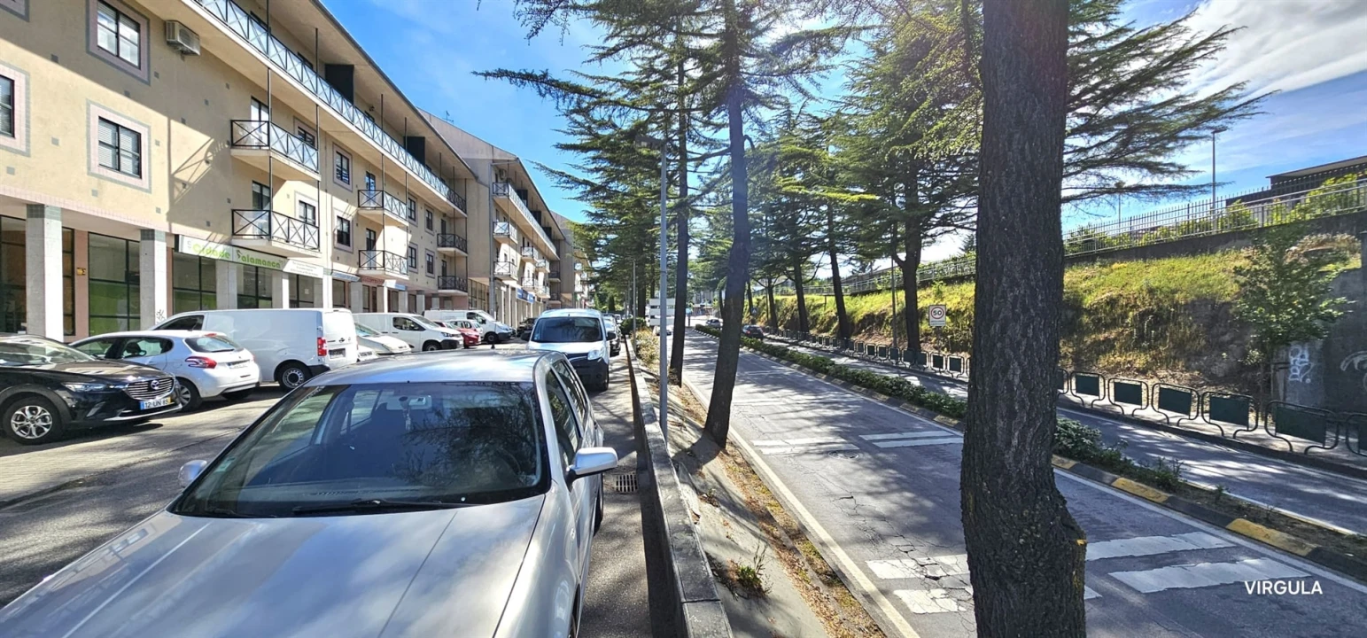 Loja para Venda em Guarda Foto 14