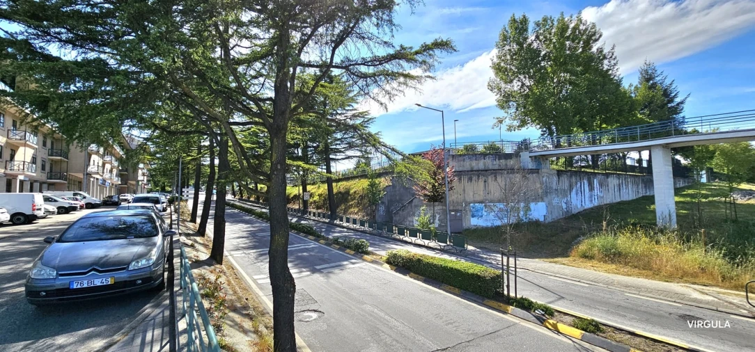 Loja para Venda em Guarda Foto 19