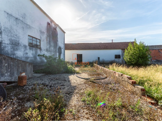 Armazém para Venda em Malhou, Louriceira e Espinheiro Foto 5