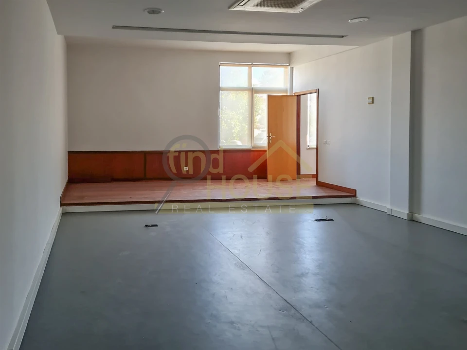 Loja para Arrendamento em Belém Foto 20