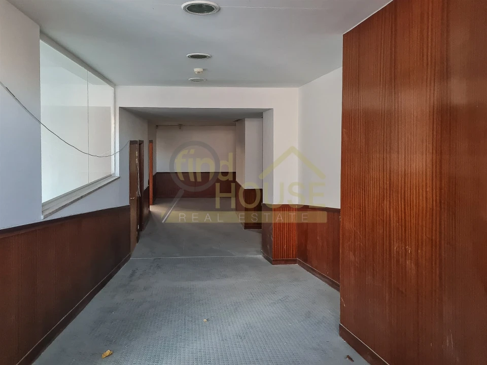 Loja para Arrendamento em Belém Foto 10