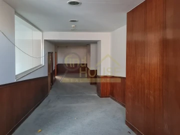 Loja para Arrendamento em Belém