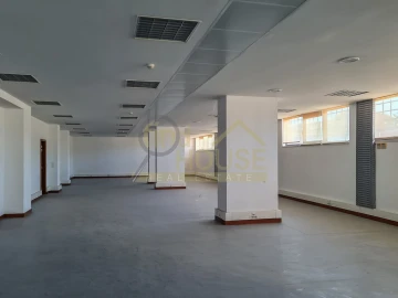 Loja para Arrendamento em Belém