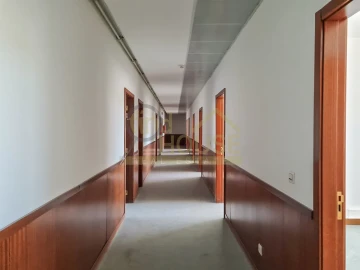 Loja para Arrendamento em Belém