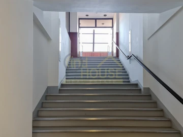 Loja para Arrendamento em Belém