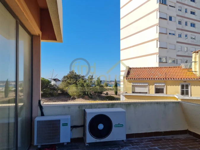 Loja para Arrendamento em Belém Foto 18