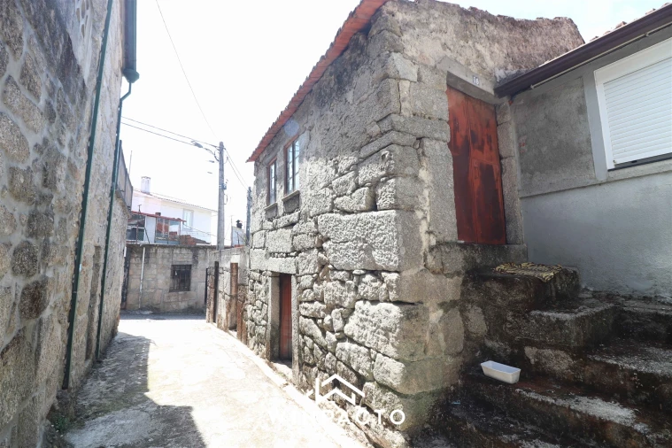 Moradia T3 para Venda em Vilar Seco Foto 34