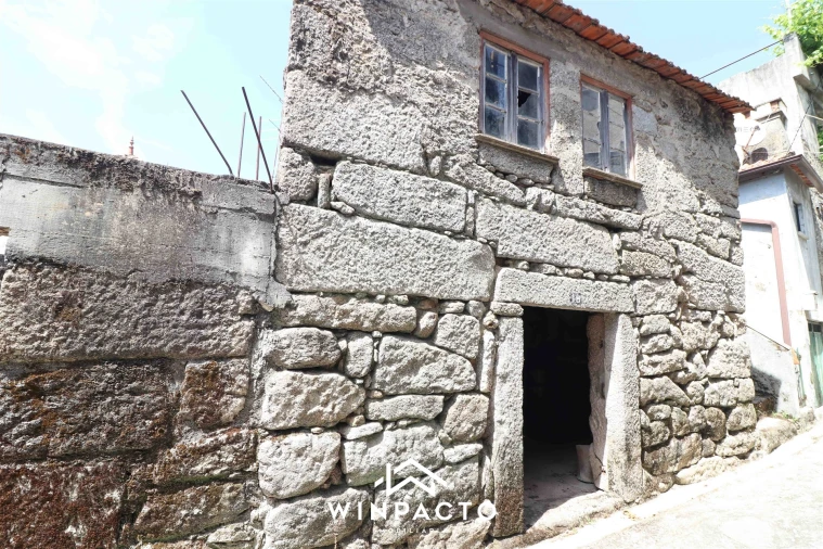 Moradia T3 para Venda em Vilar Seco Foto 32