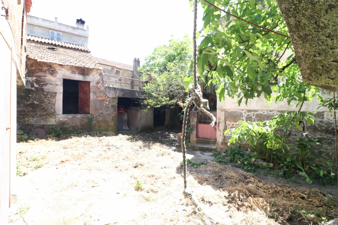 Moradia T3 para Venda em Vilar Seco Foto 20