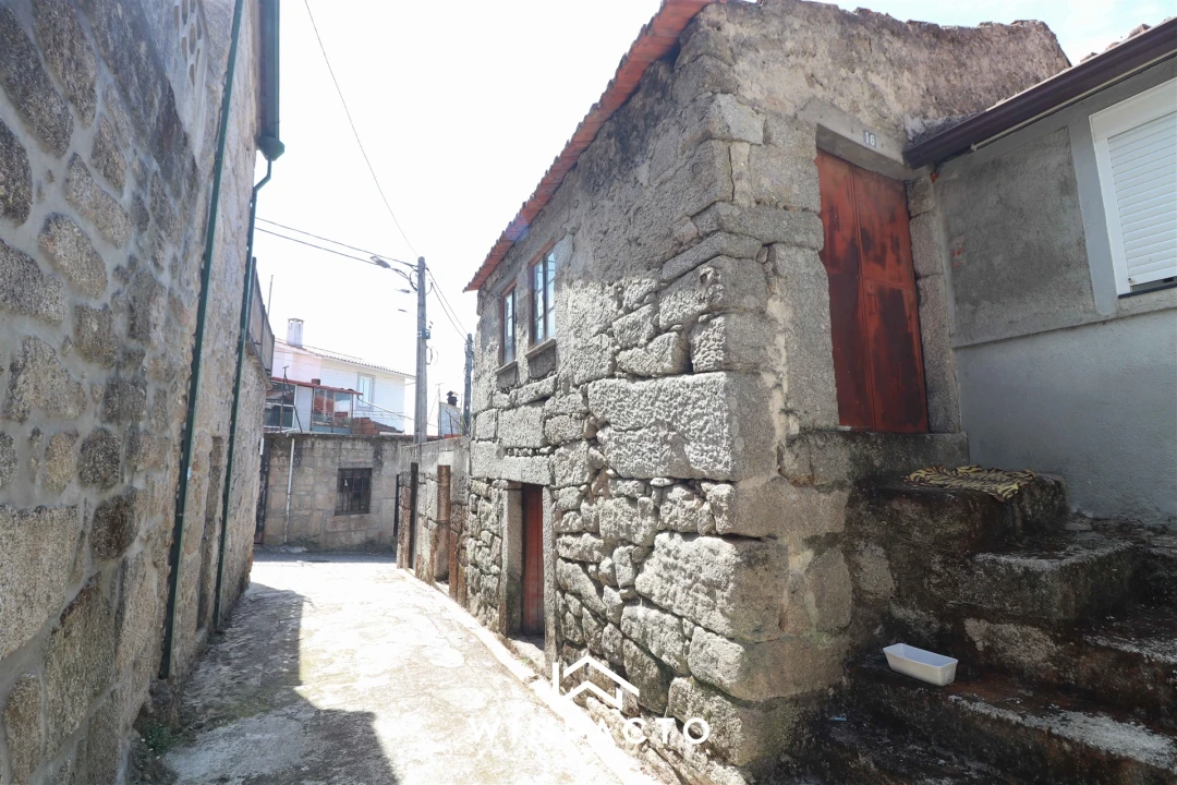 Moradia T3 para Venda em Vilar Seco Foto 33