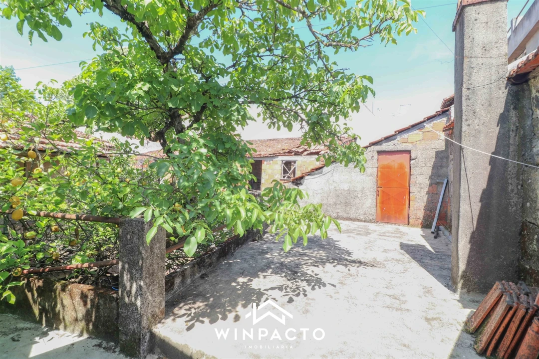 Moradia T3 para Venda em Vilar Seco Foto 6