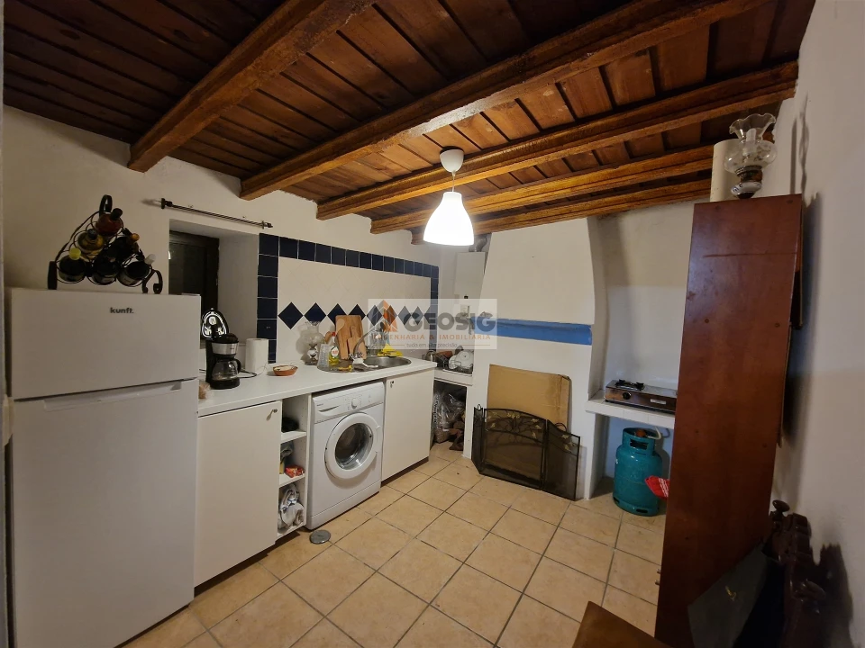 Moradia T1 para Venda em Santa Barbara de Padrões Foto 8