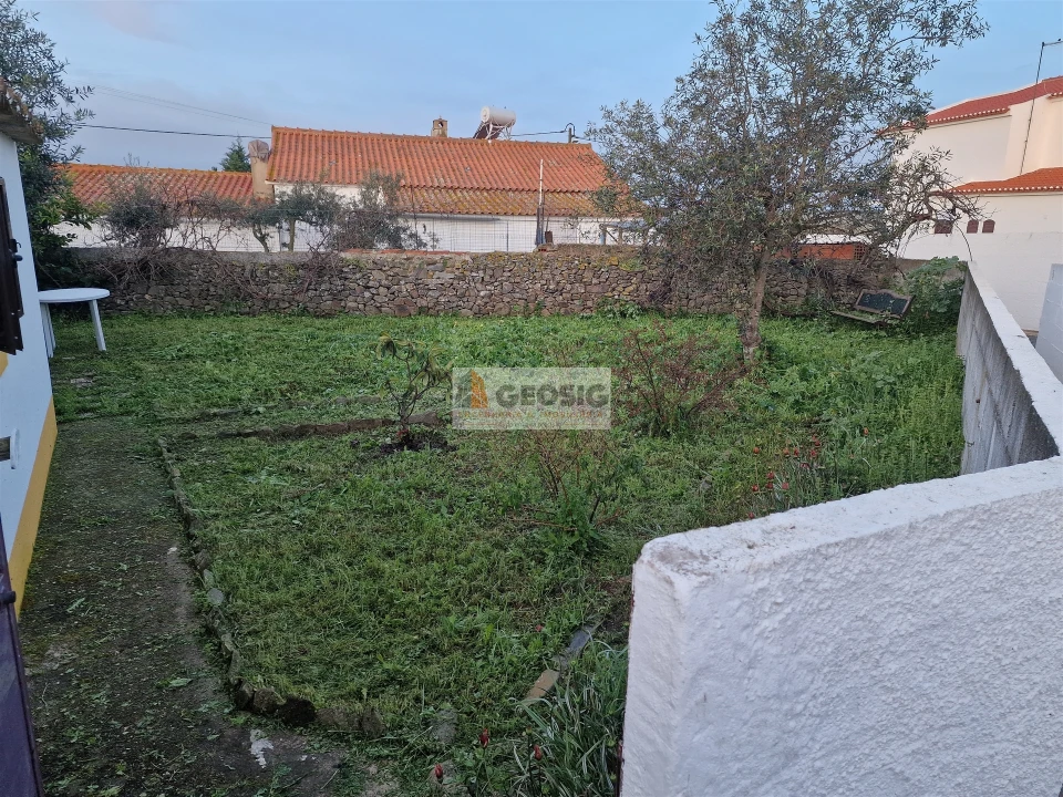 Moradia T1 para Venda em Santa Barbara de Padrões Foto 11